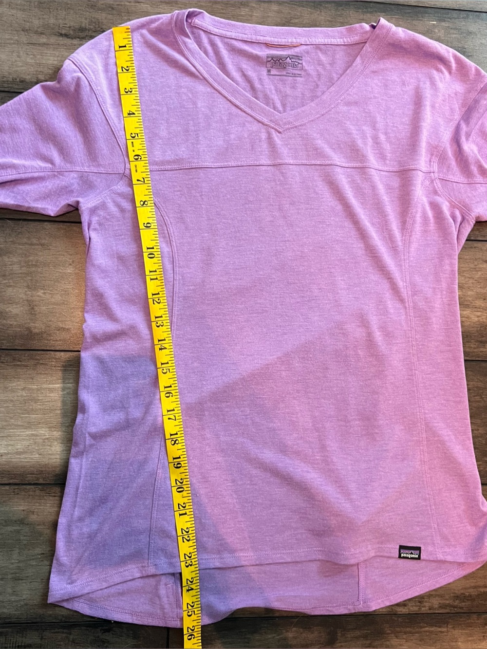 Patagonia Women’s lilac Purple Relaxed V-Neck 3/4 length Sleeves Women's Top - Picture 7 of 8